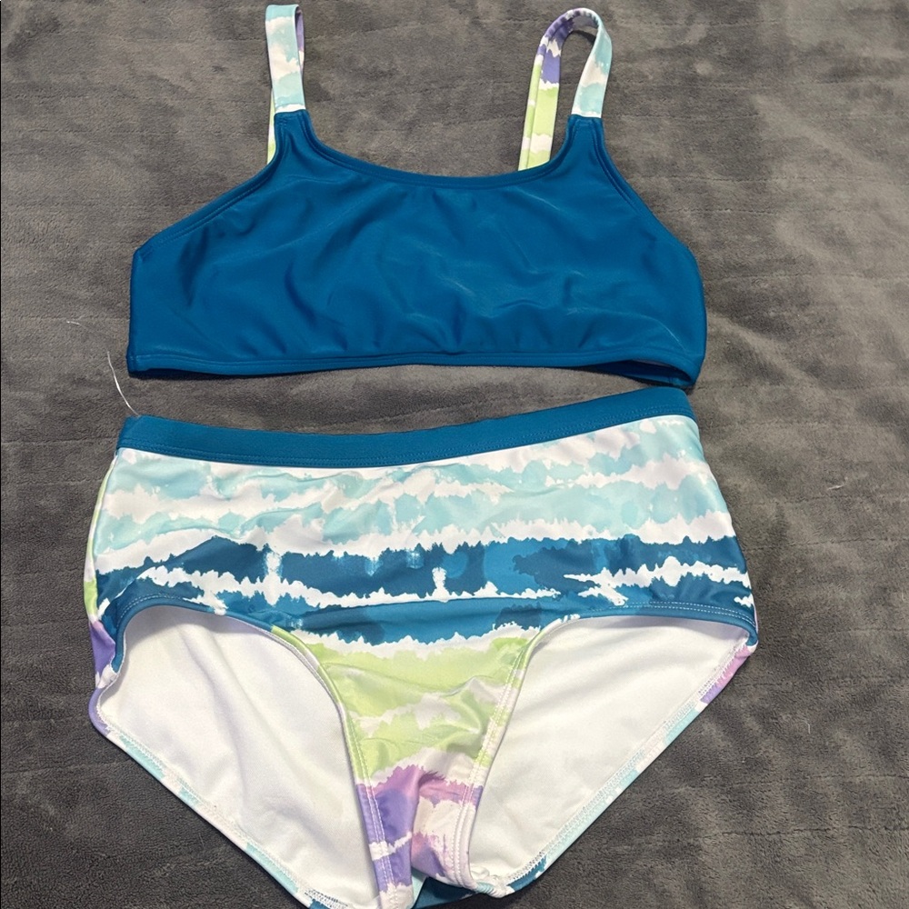 Art Class Blue and Multicolor 2 piece